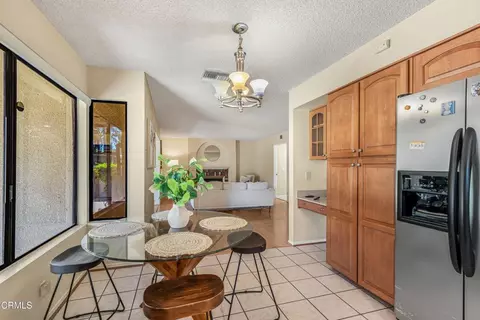 Dining - 20150 Stagg St, Winnetka, CA 91306 photo 2 of 2