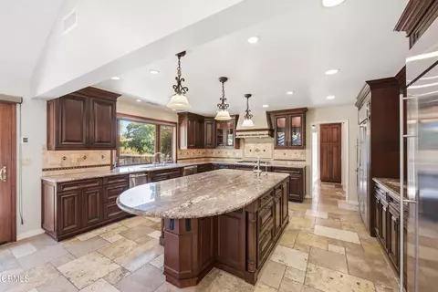 Kitchen - 210 Crestview Ave, Camarillo, CA 93010 photo 2 of 3