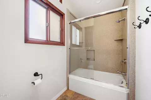 Bath - 210 Crestview Ave, Camarillo, CA 93010 photo 5 of 7