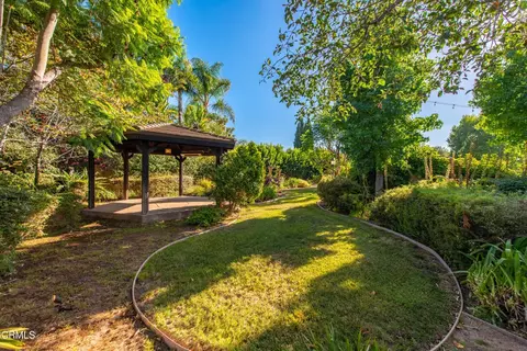 Exterior - 210 Crestview Ave, Camarillo, CA 93010 photo 10 of 14