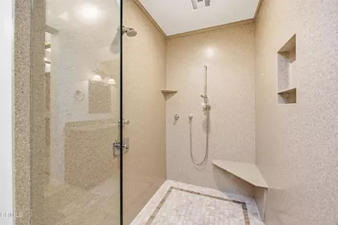 Bath - 210 Crestview Ave, Camarillo, CA 93010 photo 7 of 7