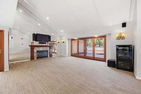 Living - 210 Crestview Ave, Camarillo, CA 93010 photo 4 of 6