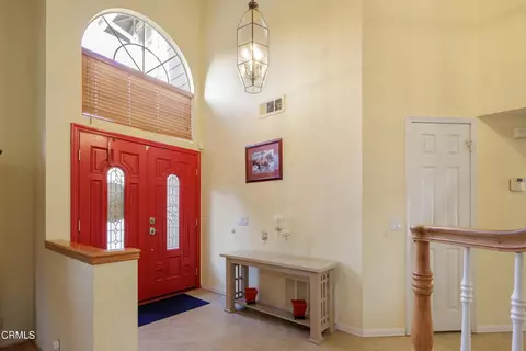 Entry Way - 1600 Devonshire Dr, Oxnard, CA 93030 photo 2 of 4