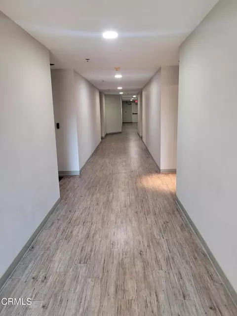 Entry Way - 865 S B St # A-1, Oxnard, CA 93030 photo 2 of 5
