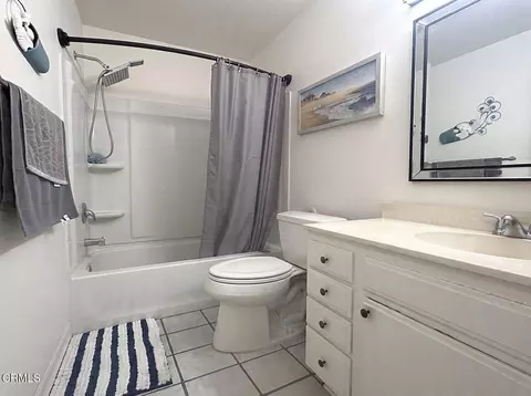 Bath - 666 Holly Ave, Oxnard, CA 93036 photo 1 of 2