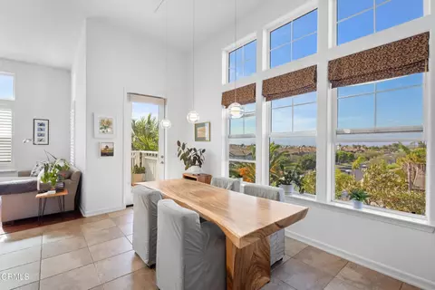Dining - 1560 Seabridge Ln, Oxnard, CA 93035 photo 2 of 2