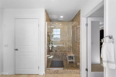 Entry Way - 1560 Seabridge Ln, Oxnard, CA 93035 photo 4 of 4