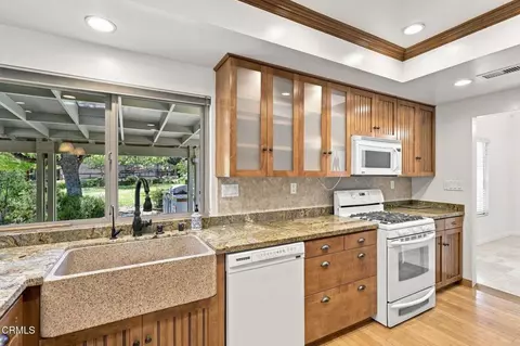 Kitchen - 1747 Meander Dr, Simi Valley, CA 93065 photo 1 of 3