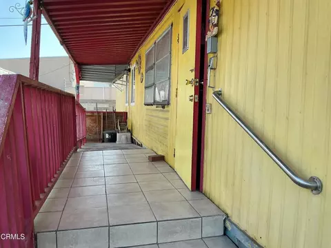 1301 Commercial Ave #19, Oxnard, CA 93030 photo 15