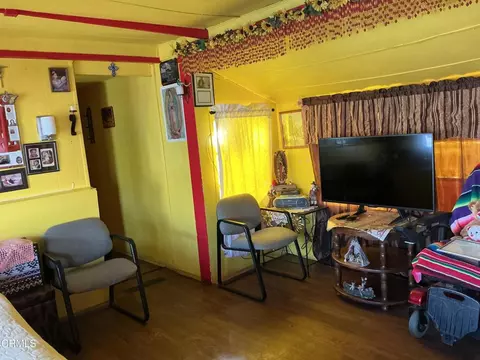 1301 Commercial Ave #19, Oxnard, CA 93030 photo 12