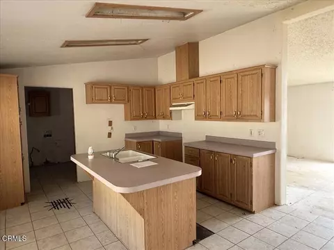 28000 Cummings Valley Rd, Tehachapi, CA 93561 photo 5