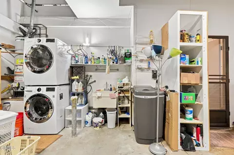 Other - 421 E Shoshone St, Ventura, CA 93001 photo 2 of 7