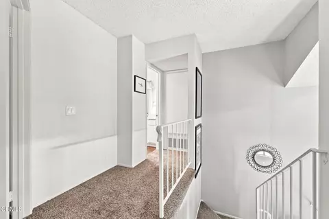 Entry Way - 421 E Shoshone St, Ventura, CA 93001 photo 3 of 3