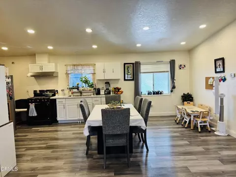 1253 Pear Ave #105, Oxnard, CA 93033 photo 3