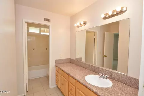 Bath - 4511 Terrace Ave, Oxnard, CA 93033 photo 1 of 2