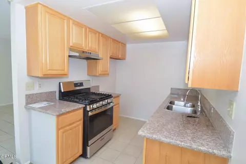 Kitchen - 4511 Terrace Ave, Oxnard, CA 93033 photo 3 of 3