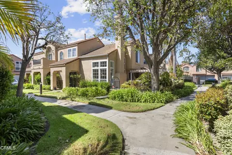 Exterior - 1307 Oyster Pl #117, Oxnard, CA 93030 photo 4 of 10