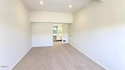 Bedroom - 3404 Sunset Ln, Oxnard, CA 93035 photo 2 of 2