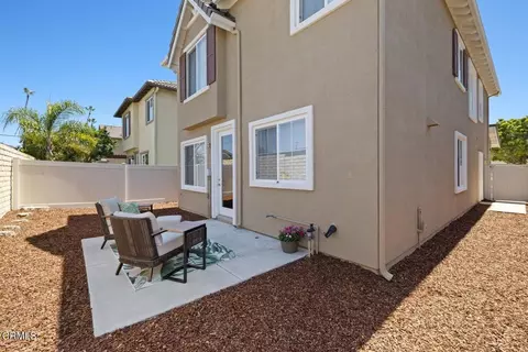 Exterior - 241 Bishop Way, Oxnard, CA 93033 photo 4 of 6