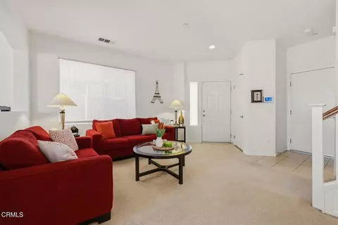 Living - 241 Bishop Way, Oxnard, CA 93033 photo 2 of 4