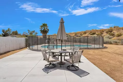 Exterior - 15189 Rodeo St, Hesperia, CA 92345 photo 3 of 5