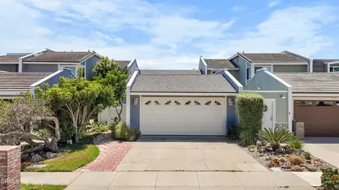 Exterior - 4514 Gateshead Bay, Oxnard, CA 93035 photo 3 of 6