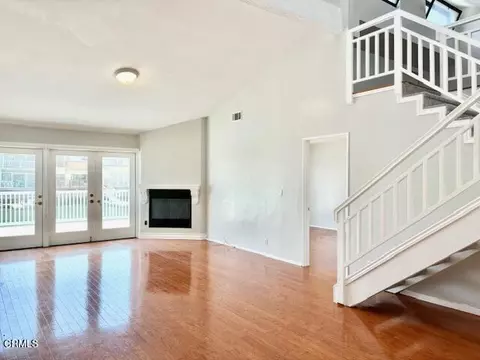 Living - 4514 Gateshead Bay, Oxnard, CA 93035 photo 3 of 6