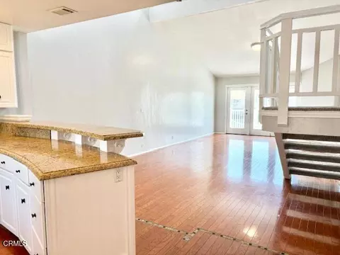 Living - 4514 Gateshead Bay, Oxnard, CA 93035 photo 1 of 6