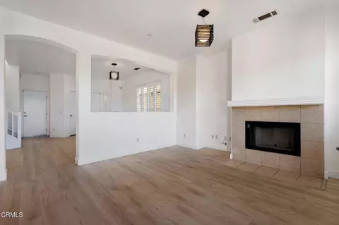 Living - 525 Dylan Dr #58, Oxnard, CA 93033 photo 7 of 7