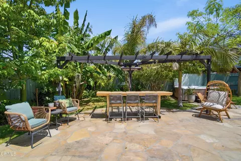 Exterior - 1130 Bogota Ct, Oxnard, CA 93035 photo 8 of 9