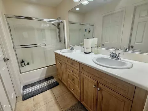 Bath - 3741 Dunkirk Dr, Oxnard, CA 93035 photo 1 of 3