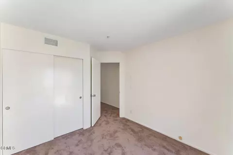 Bedroom - 727 Kingfisher Way, Oxnard, CA 93030 photo 2 of 3