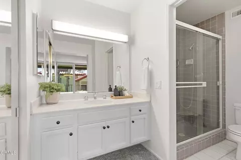Bath - 2226 Martinique Ln, Oxnard, CA 93035 photo 5 of 5