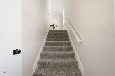 Entry Way - 2226 Martinique Ln, Oxnard, CA 93035 photo 1 of 2