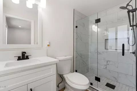 Bath - 1908 Morley St, Simi Valley, CA 93065 photo 3 of 3