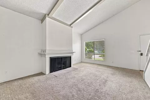 Living - 505 Taxco Ct, Camarillo, CA 93010 photo 6 of 6