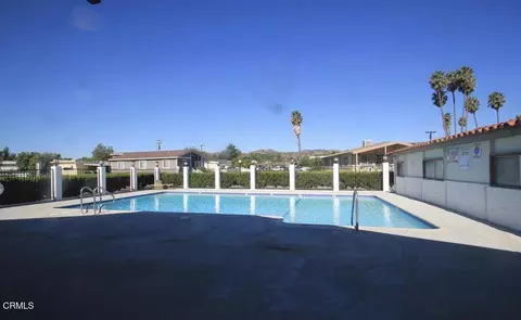 4 Outer Dr #4, Santa Paula, CA 93060
