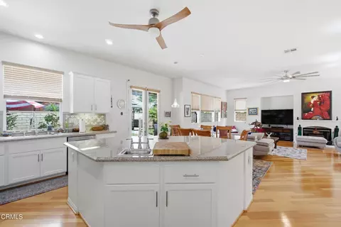 Kitchen - 1972 Keltic Lodge Dr, Oxnard, CA 93036 photo 2 of 3