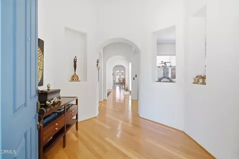Entry Way - 1972 Keltic Lodge Dr, Oxnard, CA 93036 photo 1 of 4