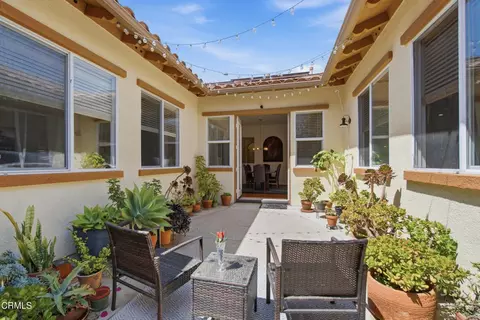 Exterior - 1972 Keltic Lodge Dr, Oxnard, CA 93036 photo 6 of 7