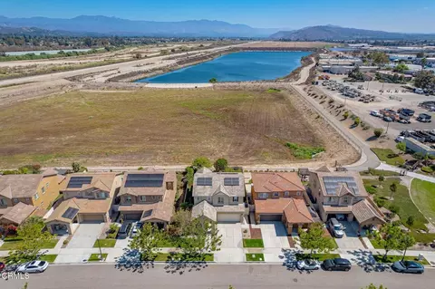 View/Area - 573 Xanadu Way, Oxnard, CA 93036 photo 2 of 3