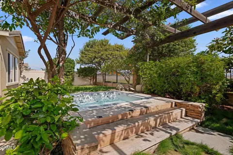Exterior - 573 Xanadu Way, Oxnard, CA 93036 photo 3 of 7