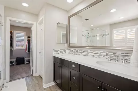 Bath - 573 Xanadu Way, Oxnard, CA 93036 photo 5 of 5