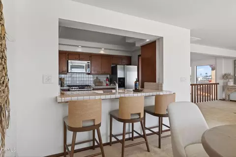 Kitchen - 3009 Ocean Dr, Oxnard, CA 93035 photo 1 of 4