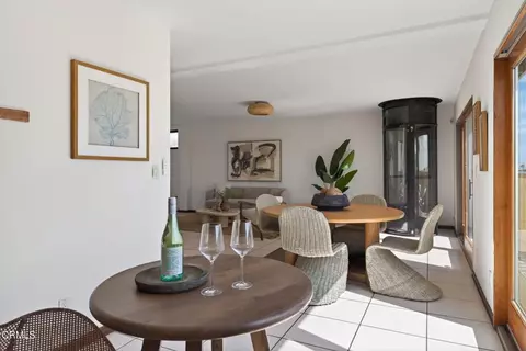 Dining - 3009 Ocean Dr, Oxnard, CA 93035 photo 3 of 7