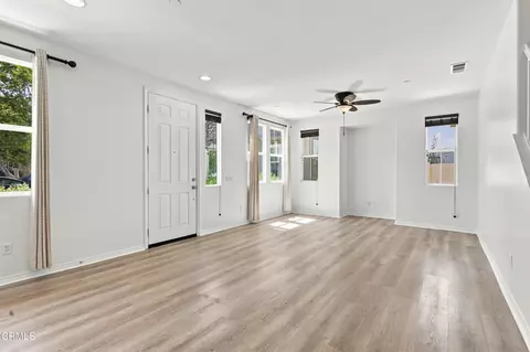 Living - 3145 Lisbon Ln, Oxnard, CA 93036 photo 1 of 8