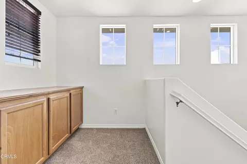Entry Way - 3145 Lisbon Ln, Oxnard, CA 93036 photo 2 of 3