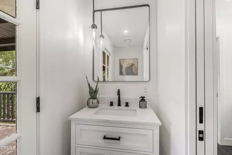 Bath - 130 Anacapa Dr, Camarillo, CA 93010 photo 5 of 6