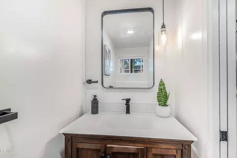 Bath - 130 Anacapa Dr, Camarillo, CA 93010 photo 6 of 6