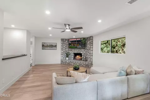 Living - 130 Anacapa Dr, Camarillo, CA 93010 photo 2 of 3